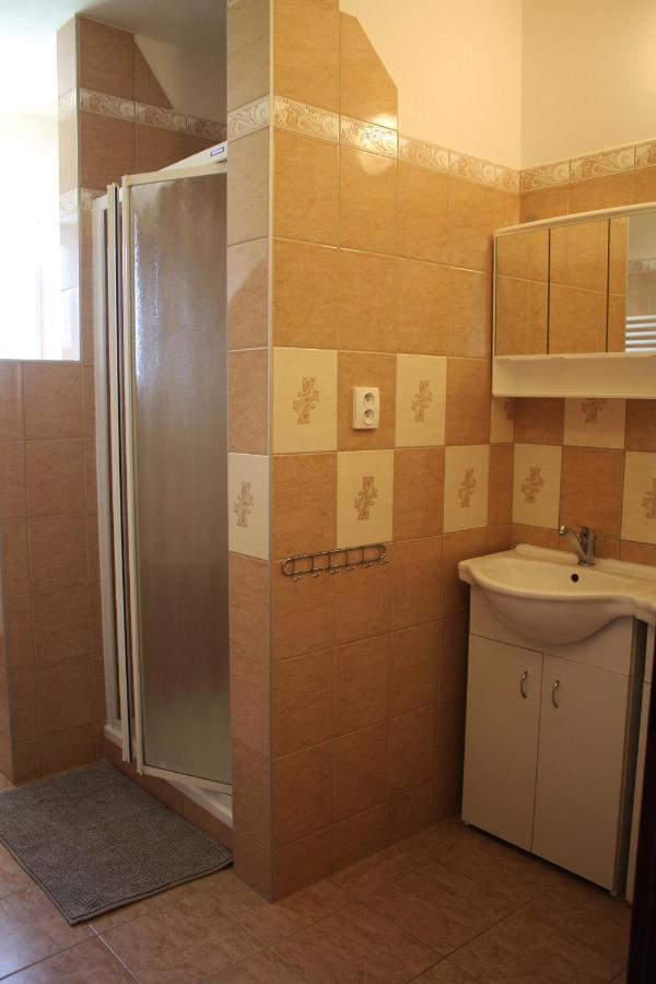 Apartmany Fialka Kasperske Hory Zewnętrze zdjęcie