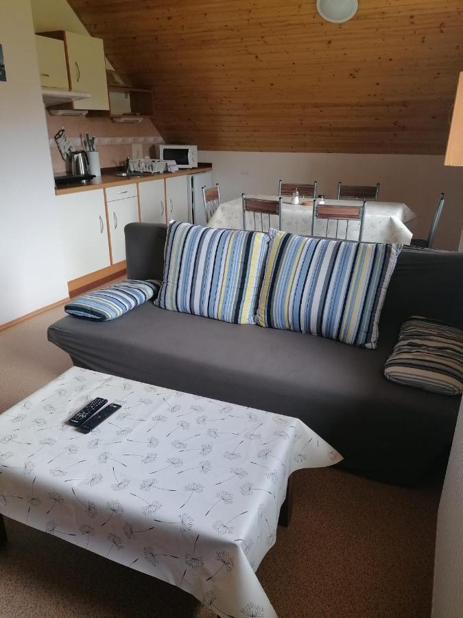Apartmany Fialka Kasperske Hory Zewnętrze zdjęcie